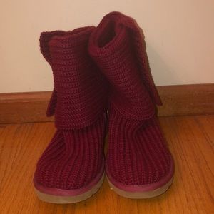 ✨NEW YEAR SALE. EVERYTHING IS $10 for 24hrs🎉 Ugg Classic Cardy Knit Boot